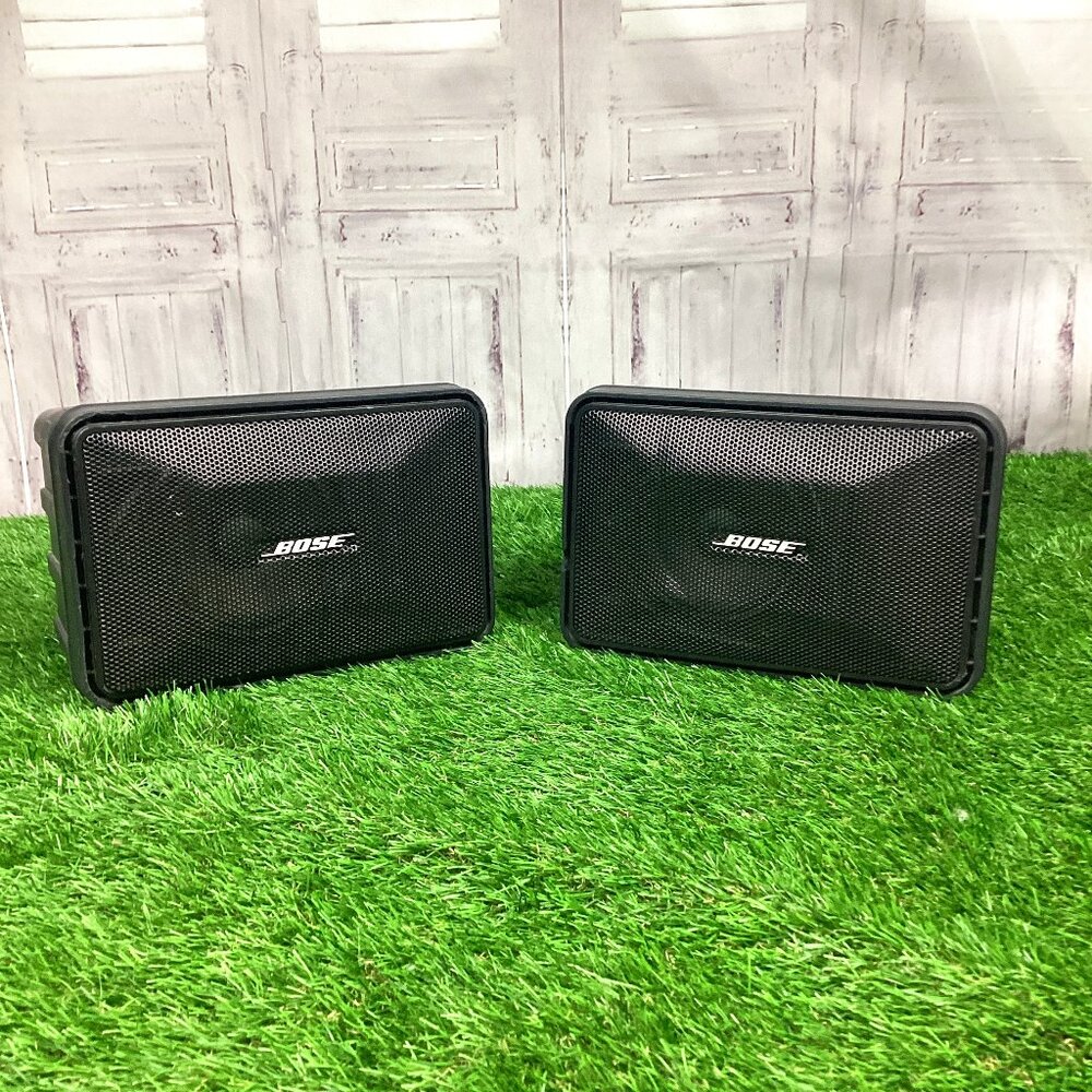 Bose Model 101 Music Monitor Bookshelf Speakers
